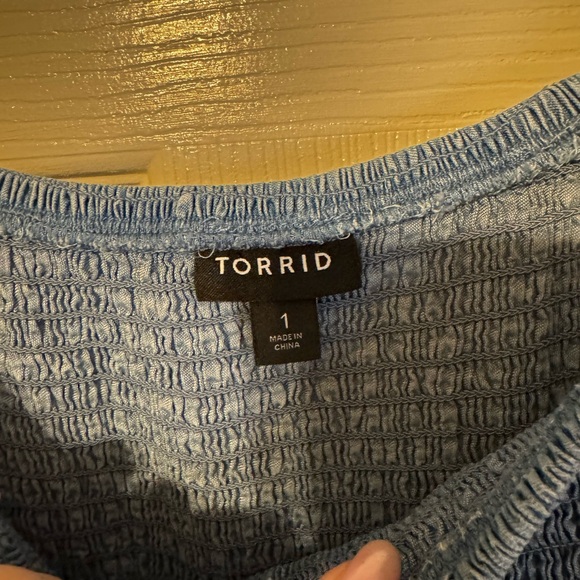 EUC Torrid Shirred Chambray Dress - Picture 4 of 6